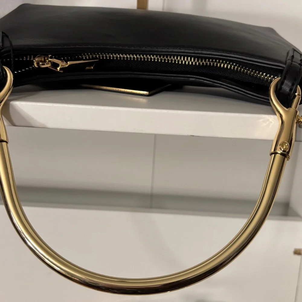 Handbag - Picture 2 of 2